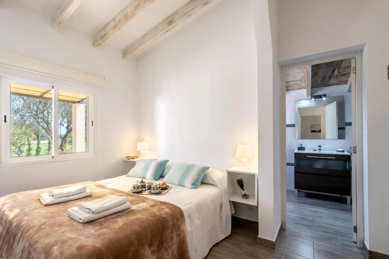 Villa Les Oliveres Petit By Homevillas360 Pollença